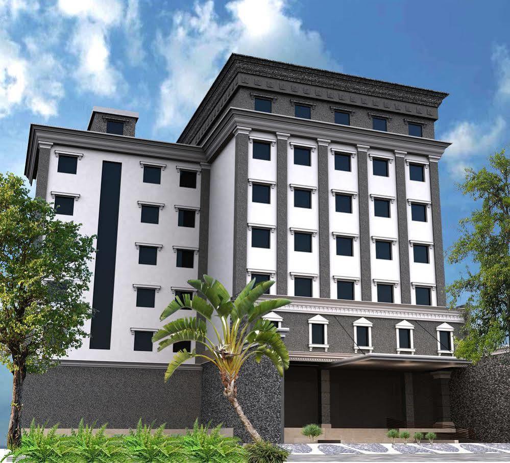 Grand Kangen Hotel Urip Sumoharjo Yogyakarta Dış mekan fotoğraf