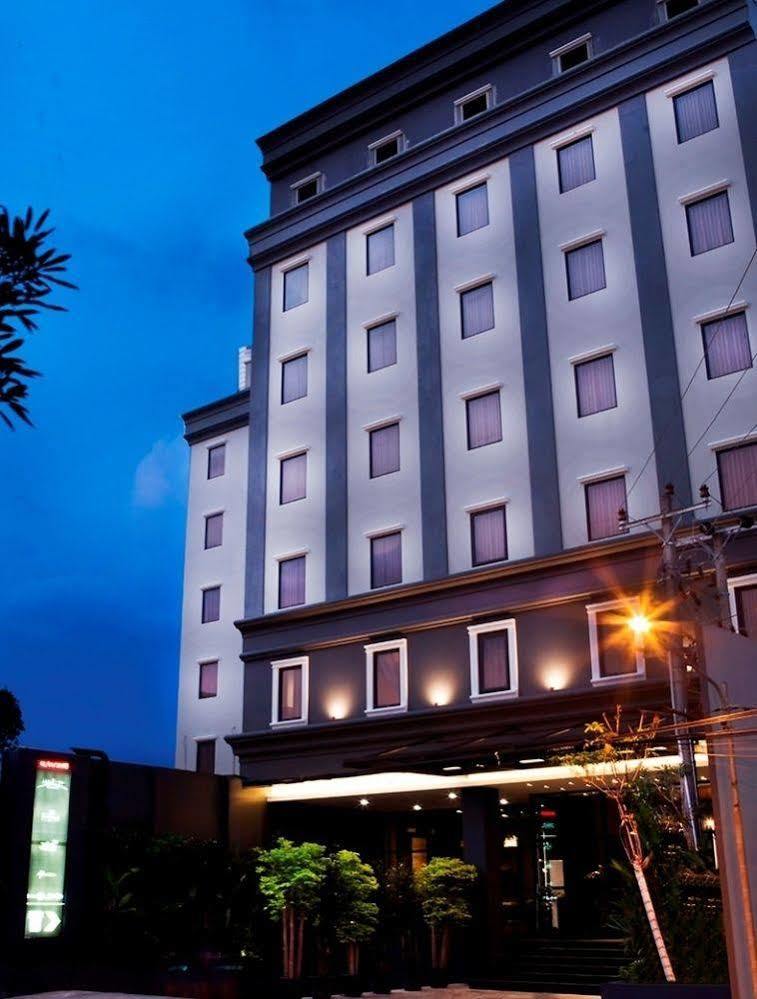Grand Kangen Hotel Urip Sumoharjo Yogyakarta Dış mekan fotoğraf